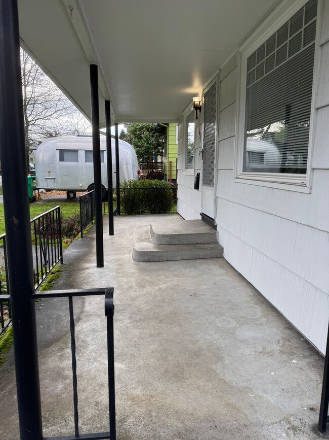 3635 NE 46th Ave in Portland, OR - Building Photo - Building Photo