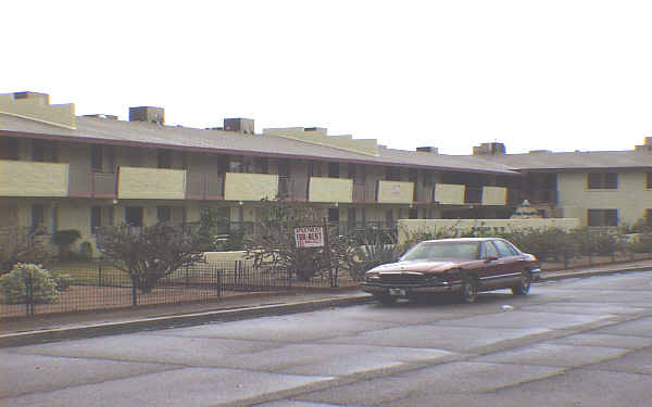 Parkview North in Phoenix, AZ - Building Photo - Building Photo