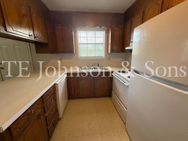 2570 Green Oaks Ct SE in Winston-Salem, NC - Building Photo - Building Photo