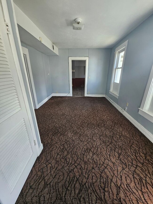 property at 601 E 13th St