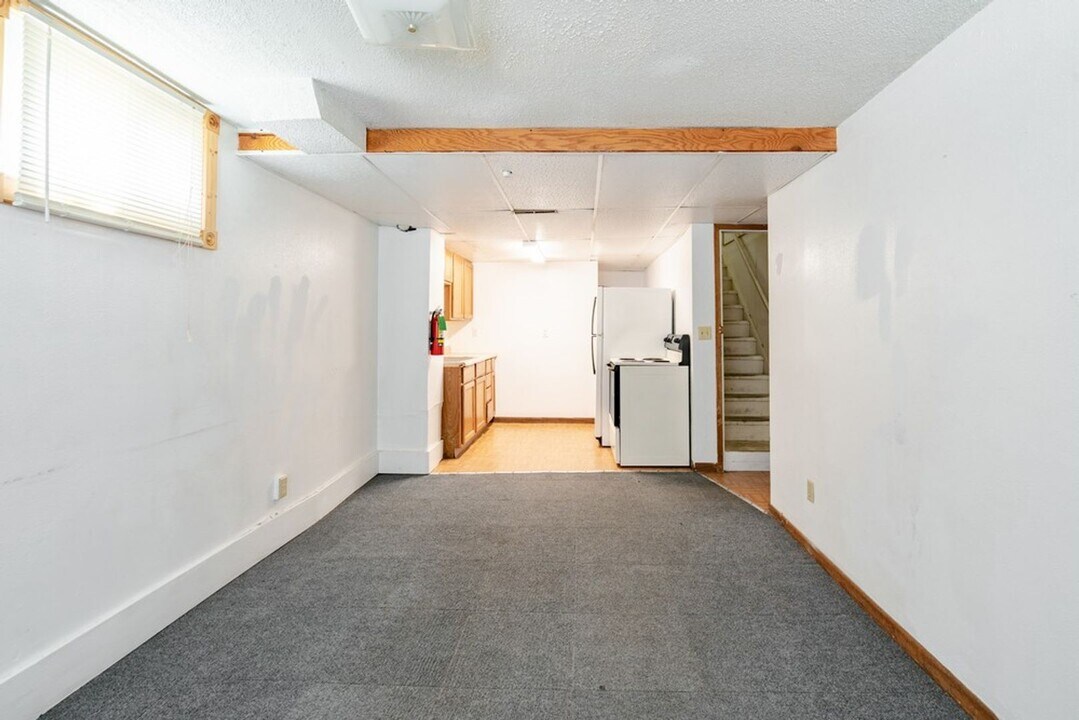 804 W 18th St Cedar Falls, IA Rental Homes and Apartments for Rent