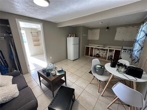 3412 Clarinda St in Sarasota, FL - Building Photo - Building Photo