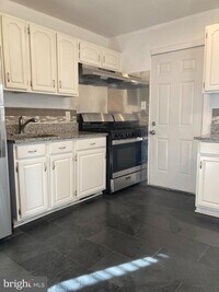 3719 St Margaret St photo'