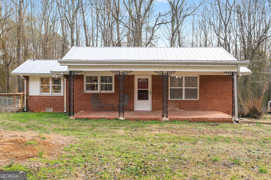 2700 Dr Bramblett Rd in Cumming, GA - Building Photo