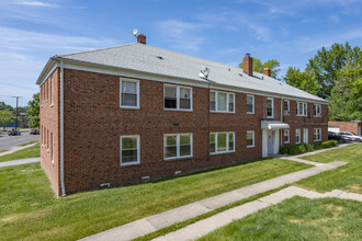 2663 Noble Rd in Cleveland Heights, OH - Building Photo - Primary Photo