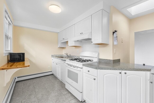 property at 30 Saxton St