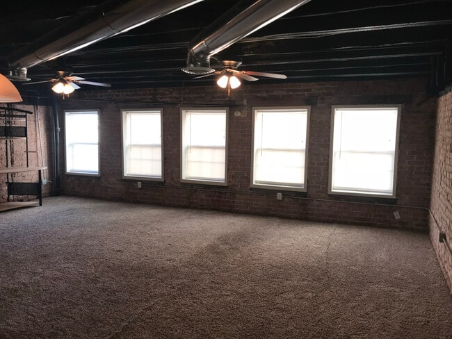 property at 1014 Broadway St