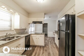 1115 Baymeadow Dr in Houston, TX - Building Photo - Building Photo