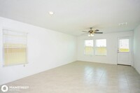 3150 Crestone Dr in Crandall, TX - Building Photo - Building Photo