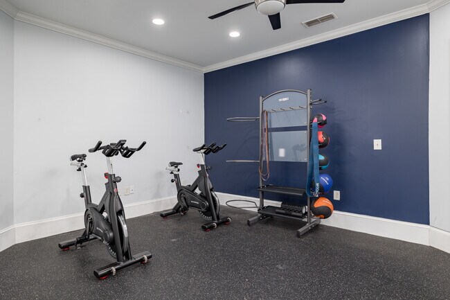 Cavalier @ 100 in Lithonia, GA - Foto de edificio - Interior Photo