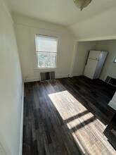 1014 W 11th Ave in Eugene, OR - Building Photo - Building Photo