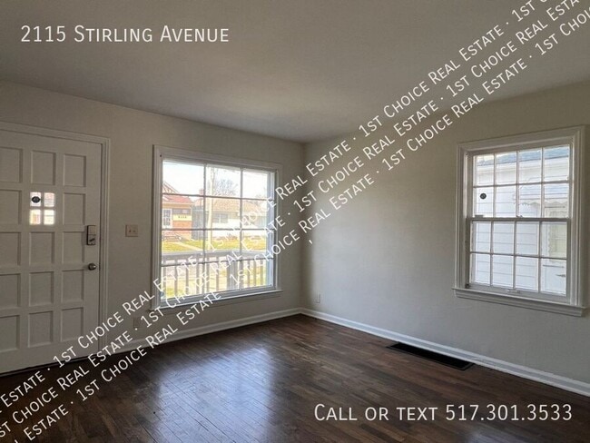 2115 Stirling Ave in Lansing, MI - Building Photo - Building Photo