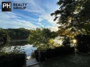 157 Riverview Ave in Waltham, MA - Building Photo - Building Photo