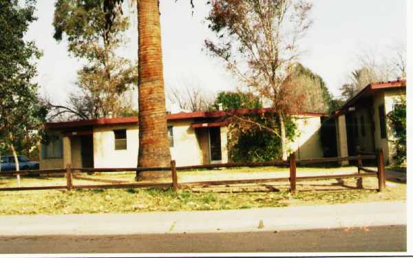 522-524 528 530 W. Howe St in Tempe, AZ - Building Photo