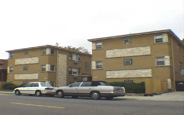 6173-6179 N Northwest Hwy in Chicago, IL - Building Photo