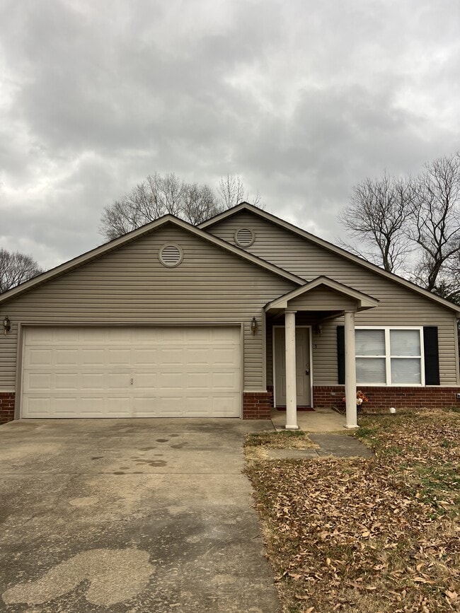 property at 1 Cypress Ct