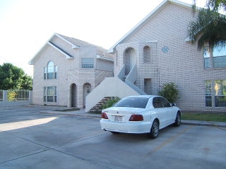 1502-1506 Westmont in Weslaco, TX - Building Photo