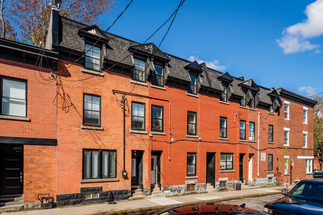 638 D'hibernia Rue in Montréal, QC - Building Photo