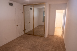 1211 Roselle Ct in El Cajon, CA - Building Photo - Building Photo