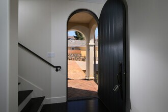 2627 Hermosa Ave in Glendale, CA - Building Photo - Building Photo