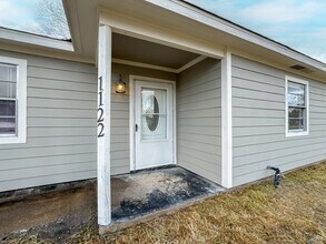 1122 N Natchez Dr in Texas City, TX - Building Photo - Building Photo