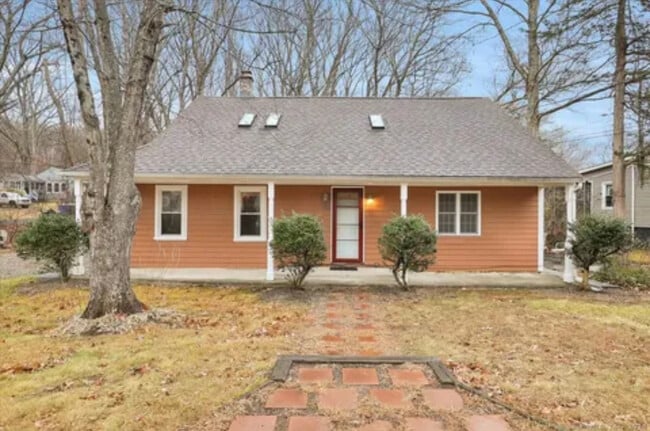 48 Arlington Rd