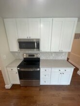 6761 Surreywood Ln in Bethesda, MD - Building Photo - Building Photo