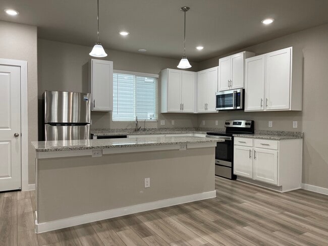 property at 21518 Sir Walter Ln