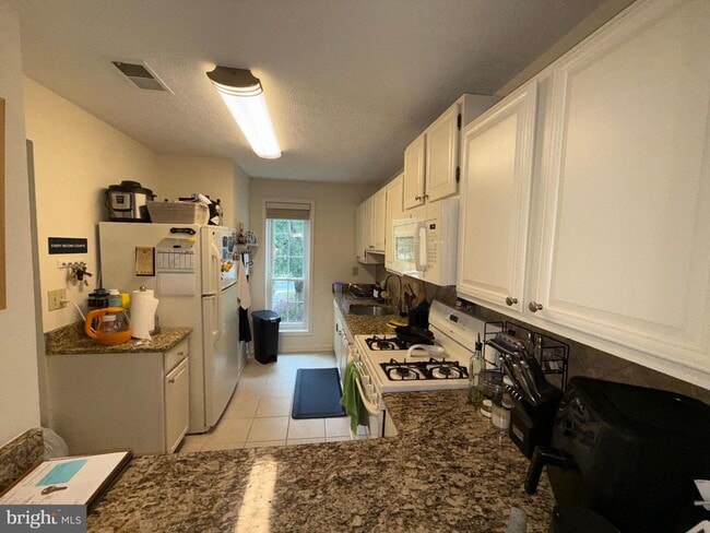 property at 10165 Oakton Terrace Rd
