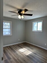 615 Dakota St in Sabetha, KS - Foto de edificio - Building Photo