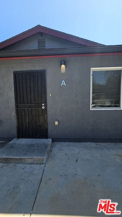 property at 1320 W 37th St