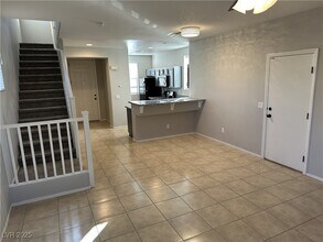 5265 Pendergrass St in North Las Vegas, NV - Building Photo - Building Photo