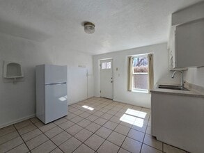 739 Montez Pl in Santa Fe, NM - Building Photo - Building Photo