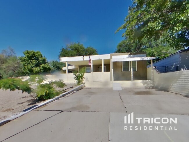 property at 640 Mountain View Ave NE