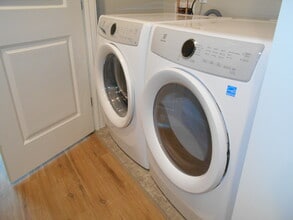 The Heights of Mendota in Mendota Heights, MN - Foto de edificio - Building Photo