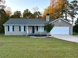 1432 Lumpkin Campground Rd S in Dawsonville, GA - Building Photo