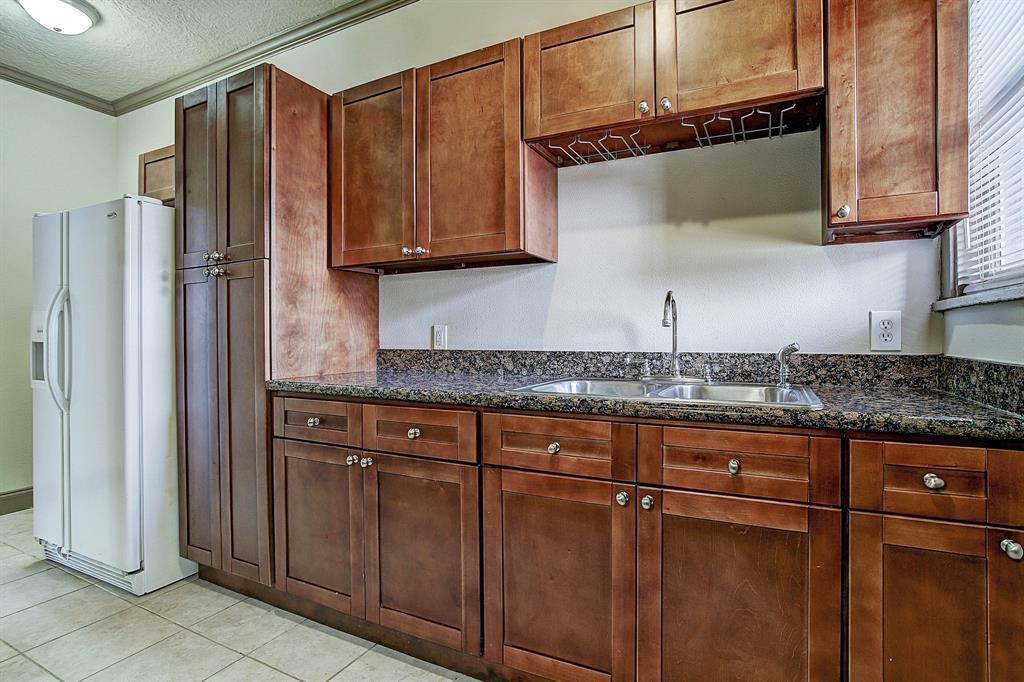 2323 Park St in Houston, TX - Building Photo