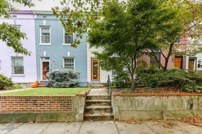 337 14th St NE in Washington, DC - Building Photo - Building Photo