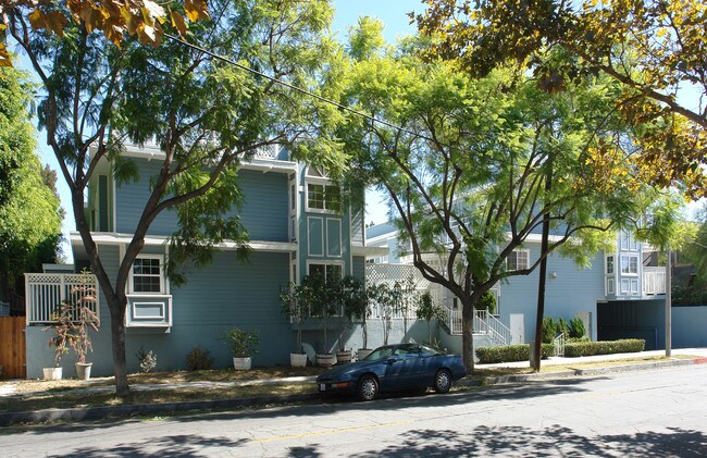 809 N Spurgeon St in Santa Ana, CA - Building Photo - Building Photo