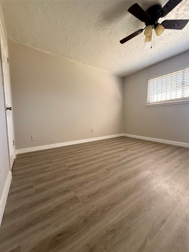 12335 Huntington Field Dr