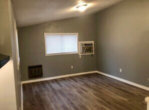 4207 University St in Memphis, TN - Building Photo - Building Photo