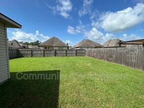 8676 Aston Ave in Baton Rouge, LA - Building Photo - Building Photo