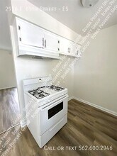 2926 E 65th St in Long Beach, CA - Building Photo - Building Photo