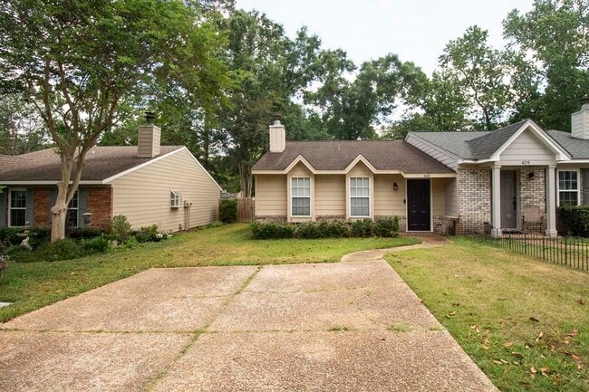 425 High Point Ln in Tallahassee, FL - Building Photo - Building Photo