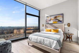 1125 W Van Buren St in Chicago, IL - Building Photo - Building Photo