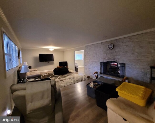 302 Iris Rd in Cherry Hill Township, NJ - Building Photo - Building Photo