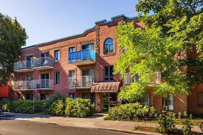 Le Grand Âge - Résidence Juliette Douville in Montréal, QC - Building Photo - Primary Photo