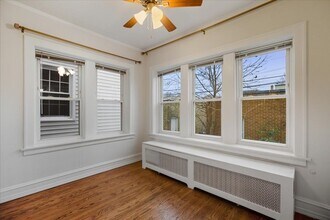 5412 W Berteau Ave in Chicago, IL - Building Photo - Building Photo