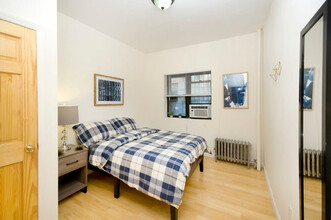 122 E 102nd St in New York, NY - Building Photo - Building Photo