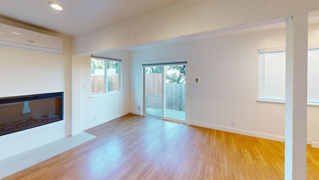 117 Altena St-Unit -117 in San Rafael, CA - Building Photo - Building Photo